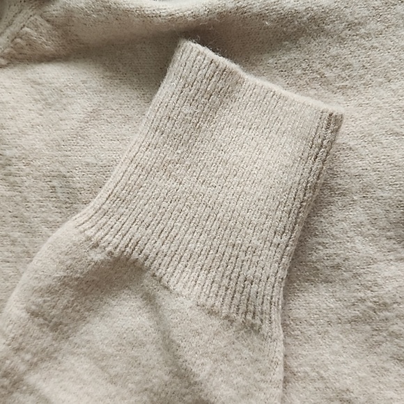 Sweater - Picture 2 of 3